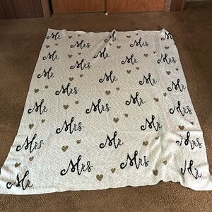 Large soft throw